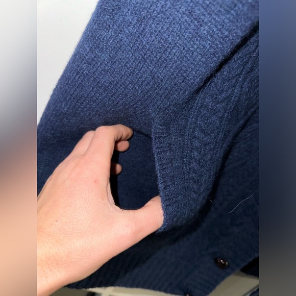 Beautiful & Roomy Carraigdonn Irish Wool Blue Tartan Plaid Sweater Vest XL/XXL - Picture 6 of 7